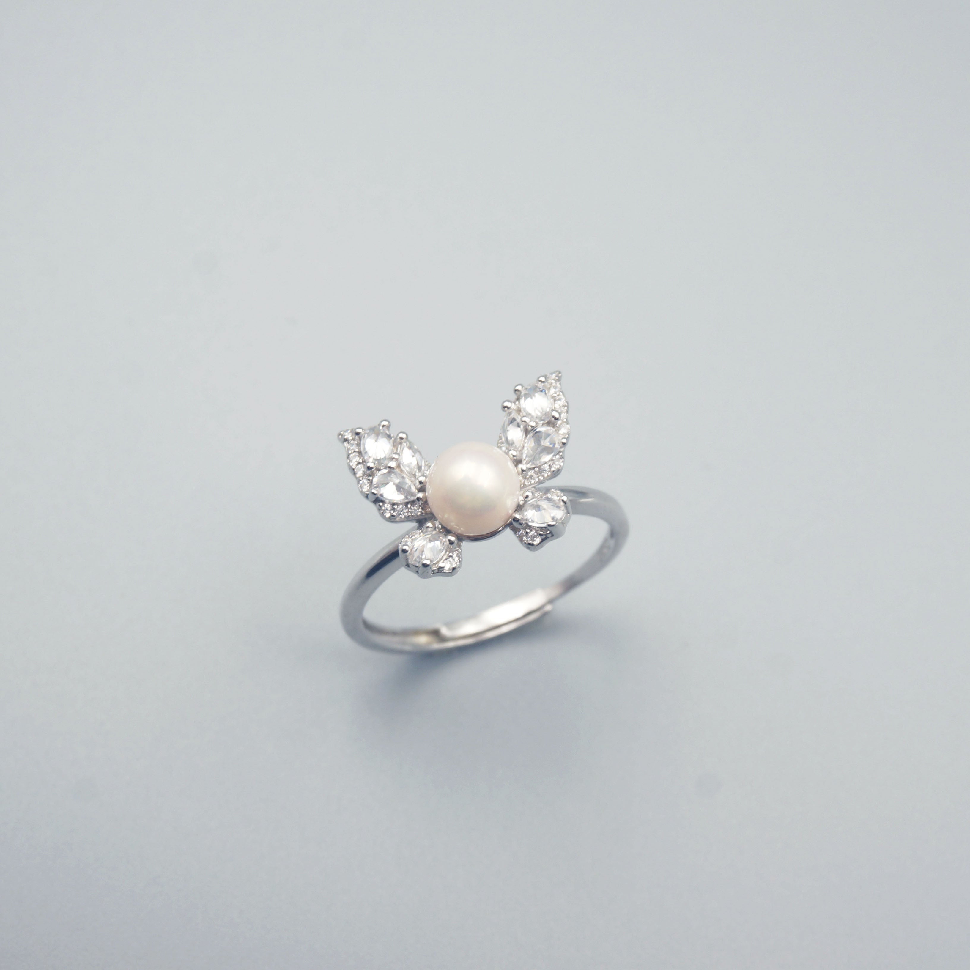 Akoya Butterfly Ring in Sterling Silver(2 Colors Available)