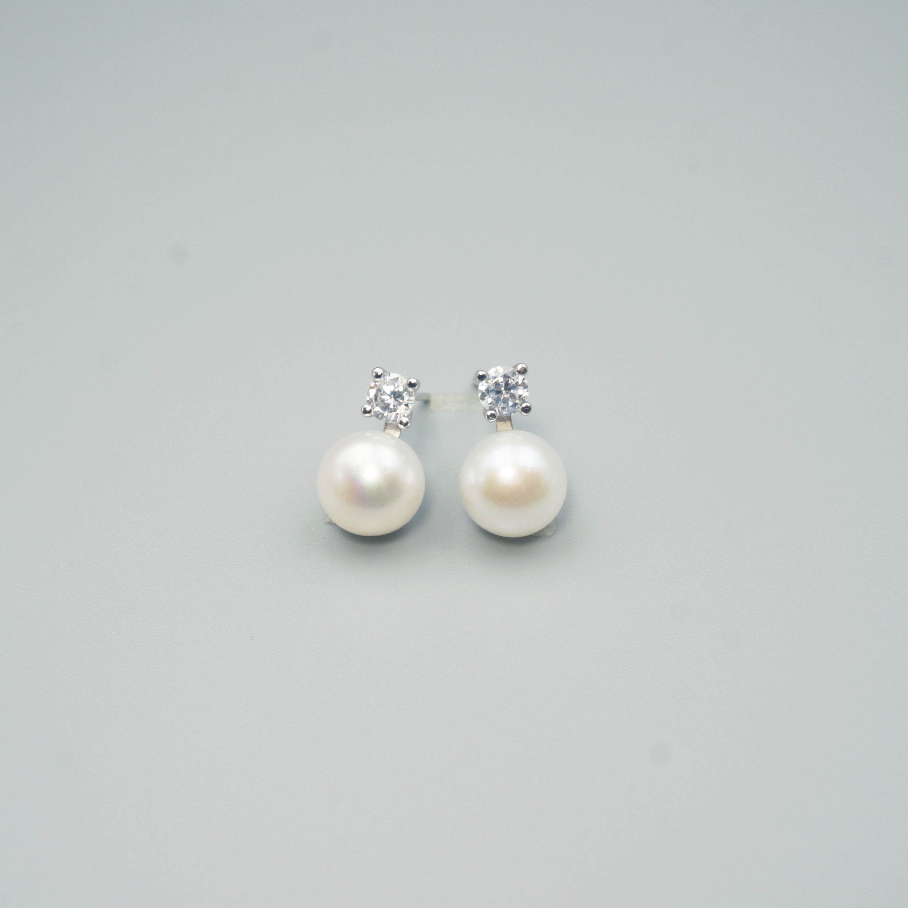Freshwater Pearl Stud Earrings in Sterling Silver