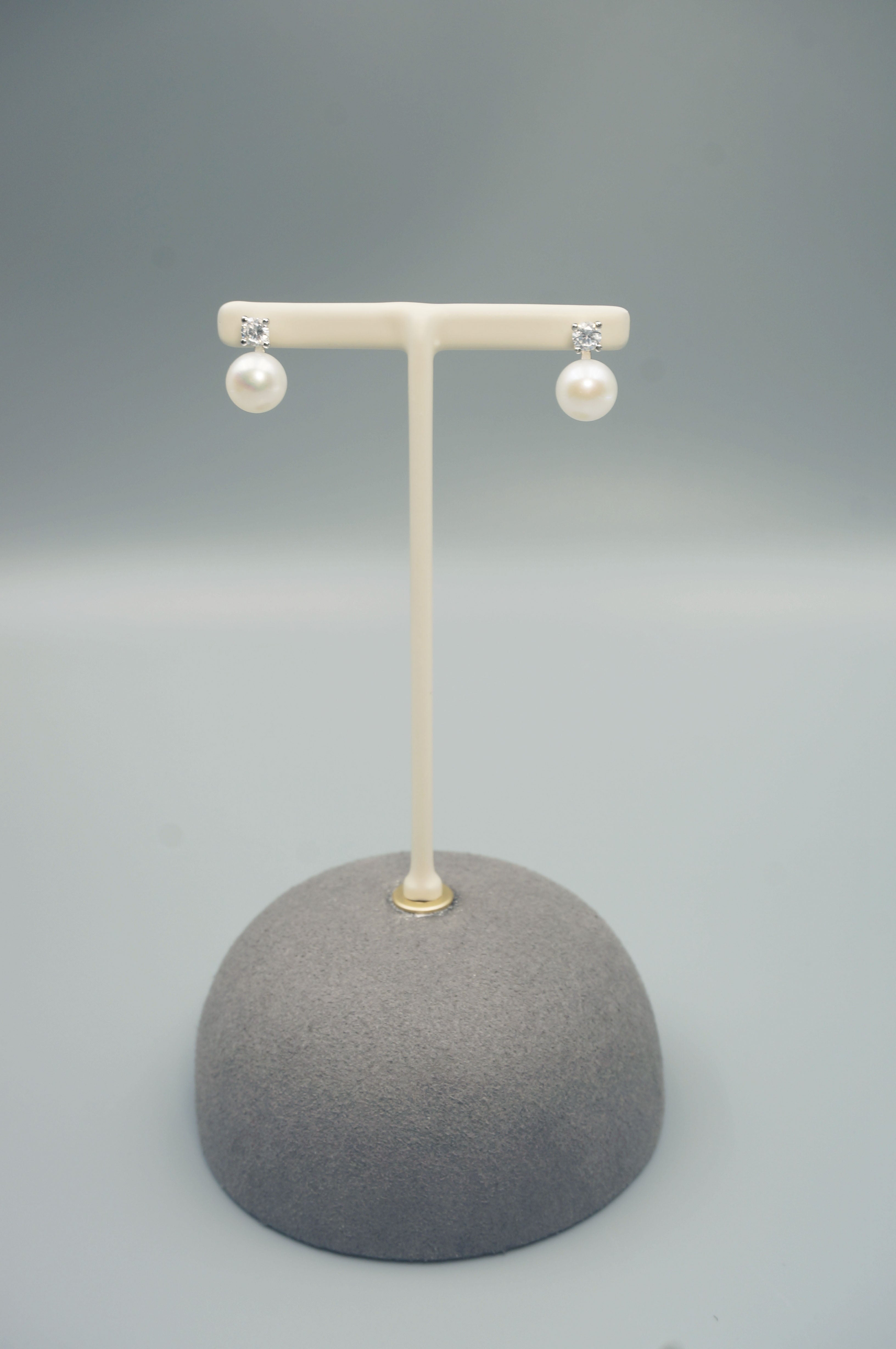 Freshwater Pearl Stud Earrings in Sterling Silver