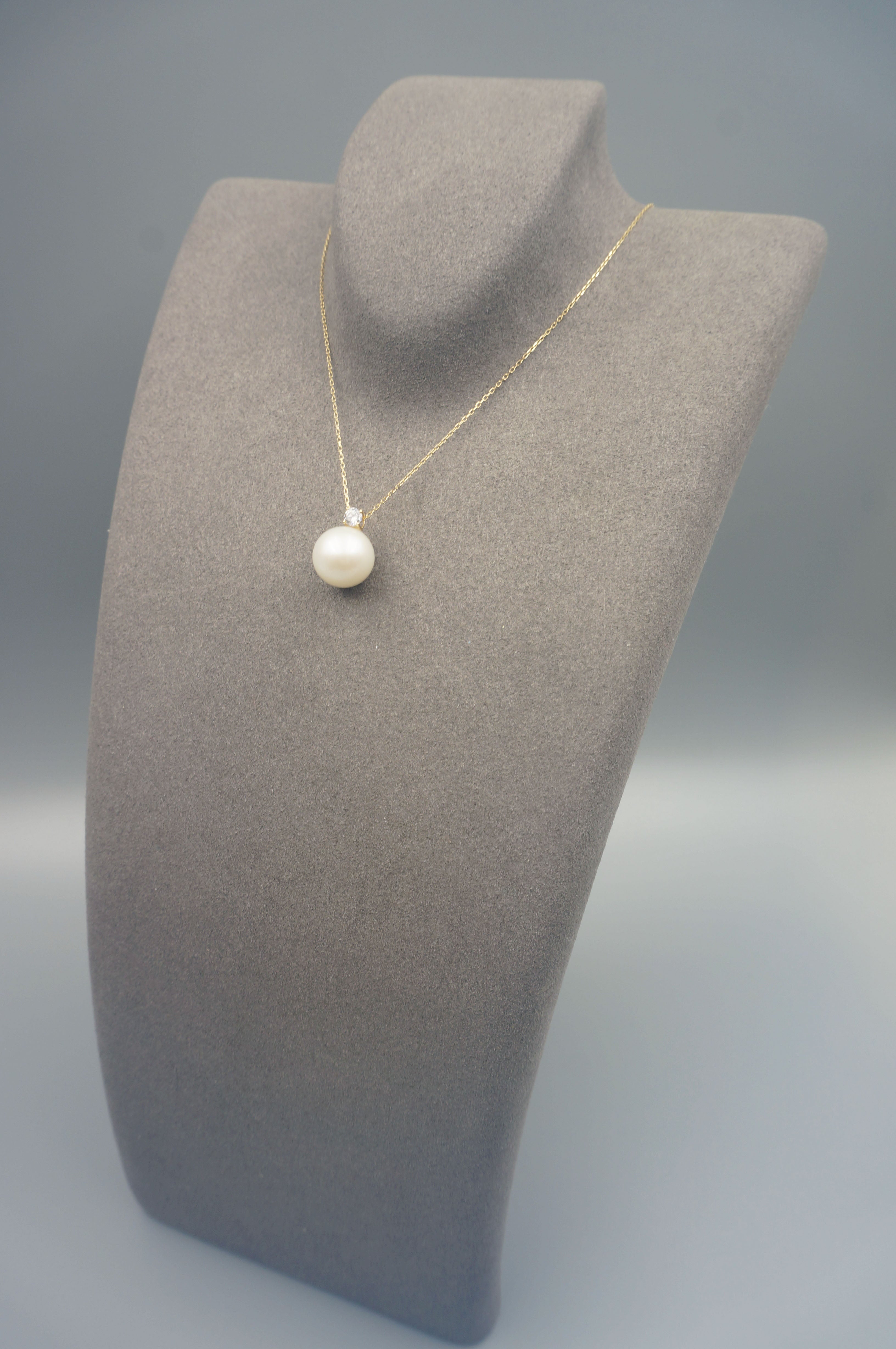 18K Gold 12–13mm Freshwater Pearl Pendant