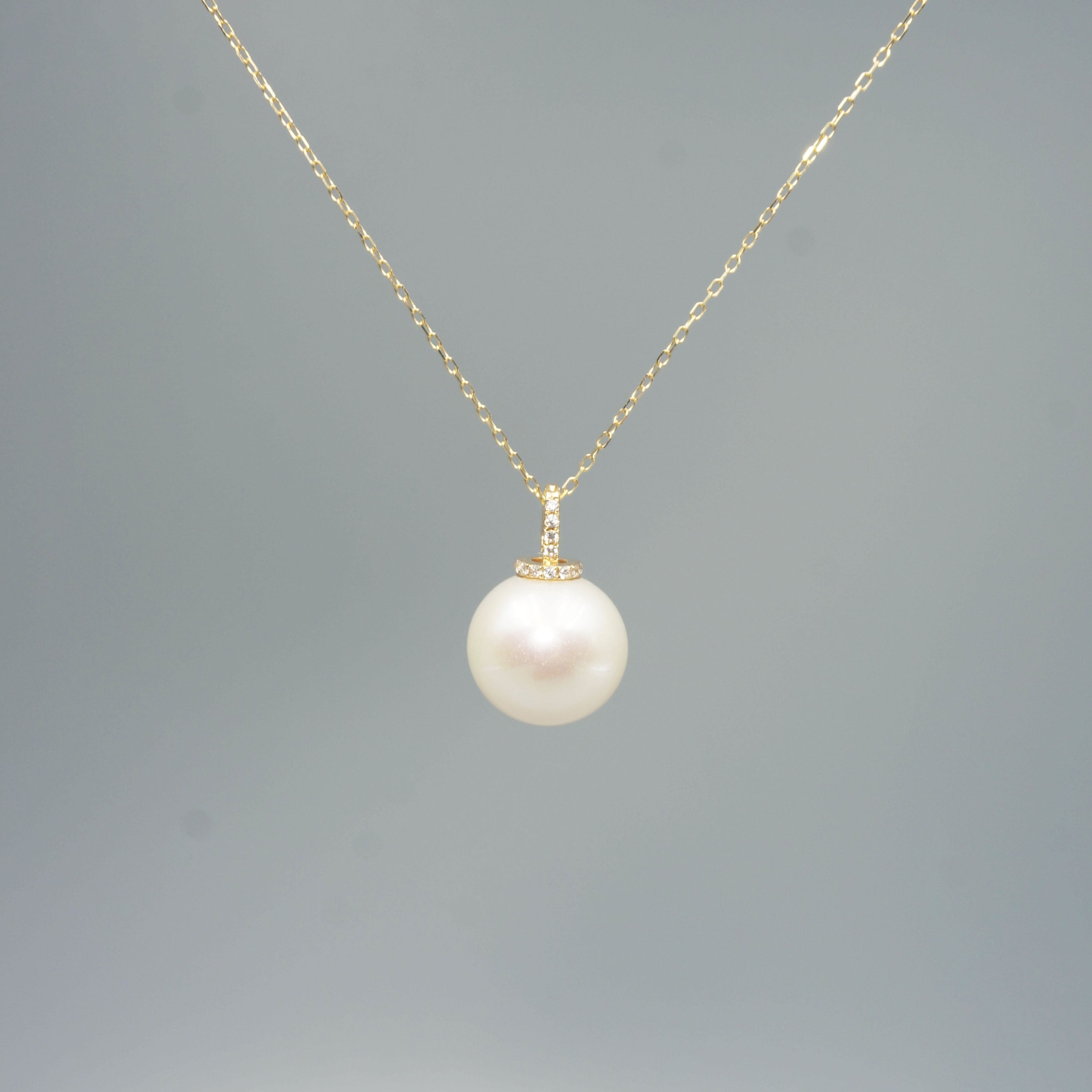 18K Gold 12–13mm Freshwater Pearl Pendant