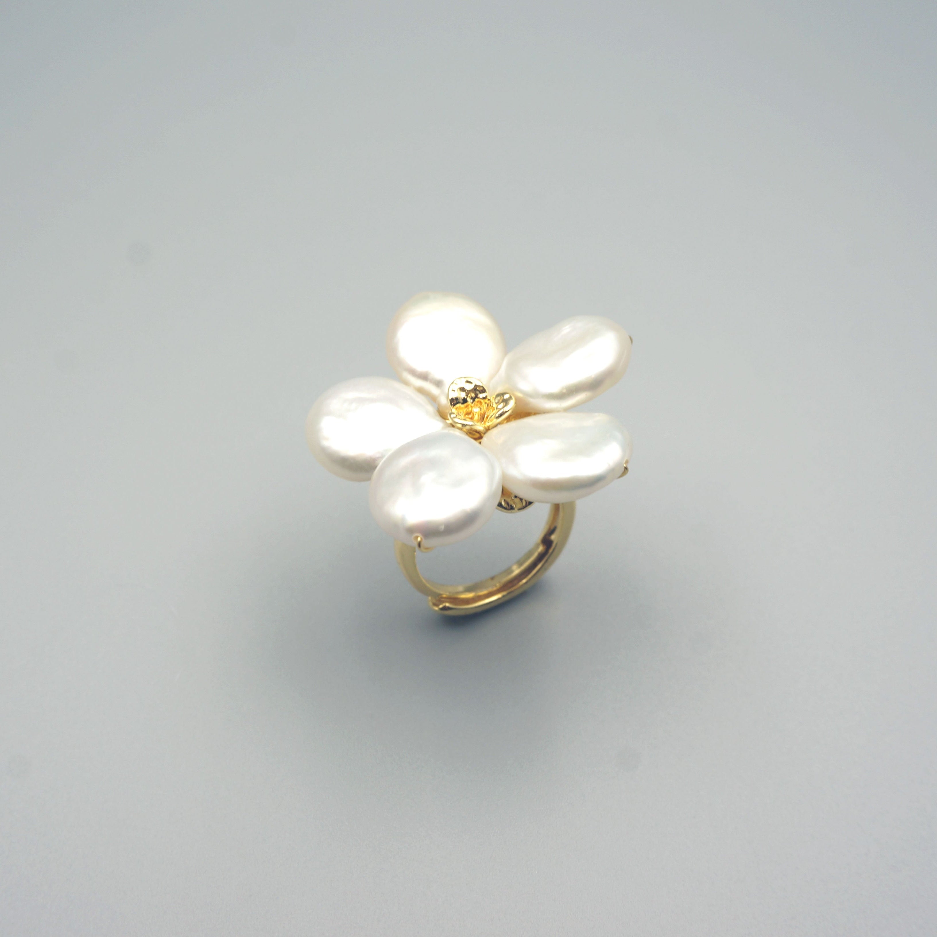 Baroque Pearl Flower Ring